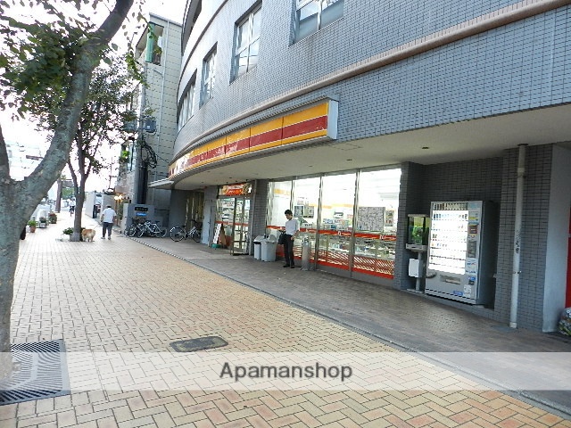 コンビニ　Ｙショップむらかみ（コンビニ）まで26m