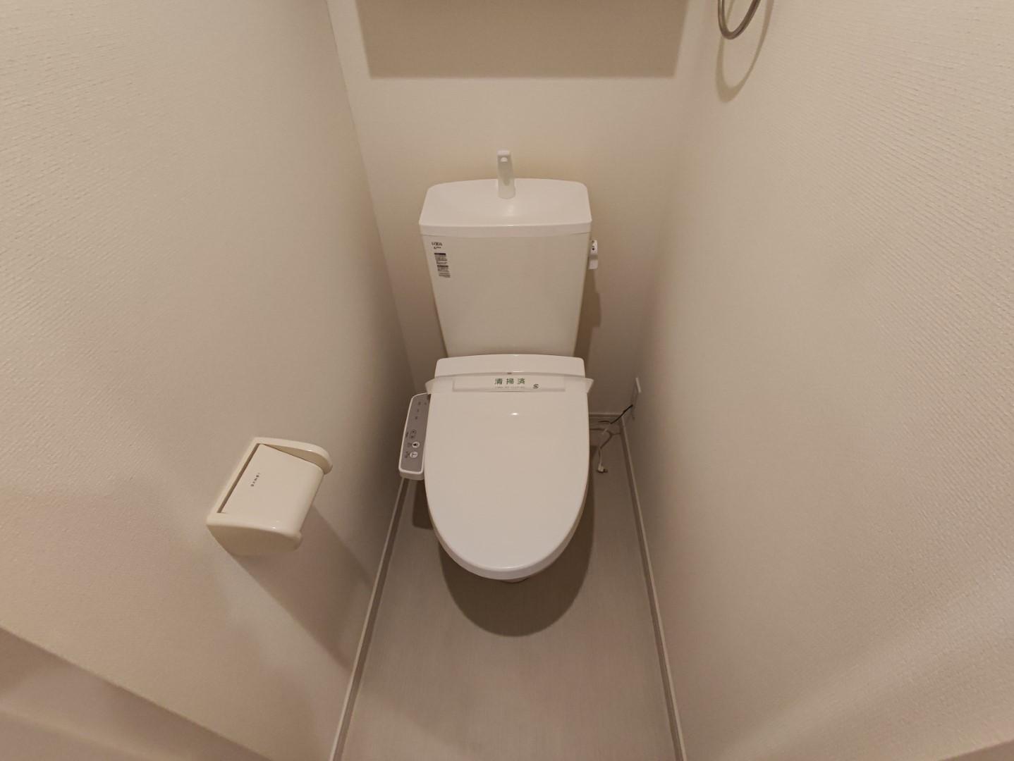 トイレ　同仕様　温水洗浄便座