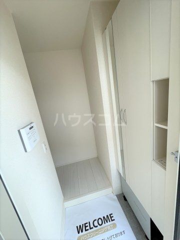 【安城市安城町のアパートの玄関】