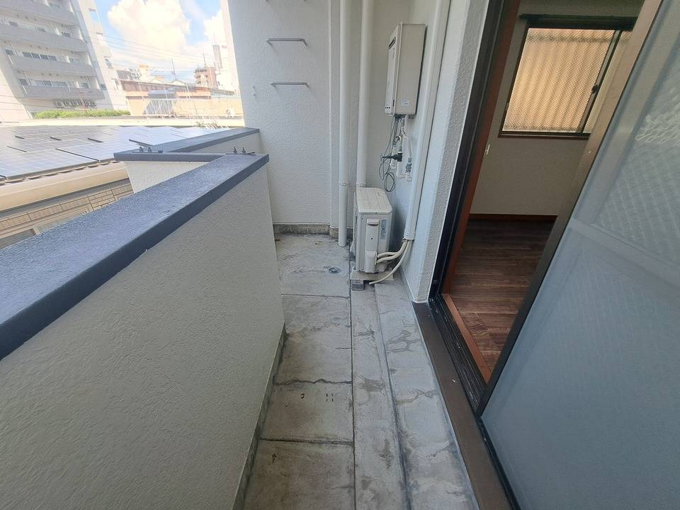 バルコニー　バルコニー