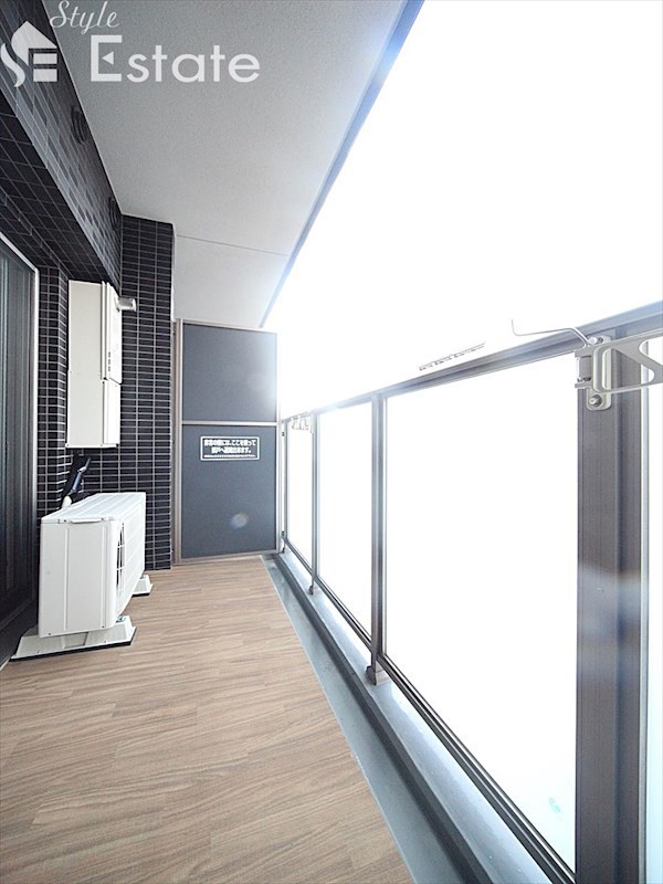 バルコニー　バルコニー