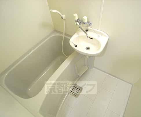 バス・シャワールーム　セパレートタイプですよ・