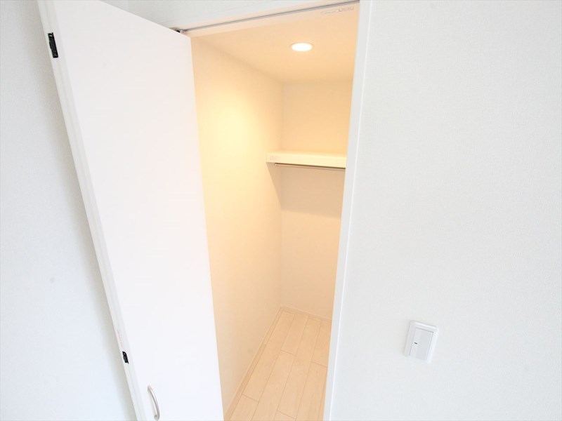 収納　クローゼット（収納充実してます）