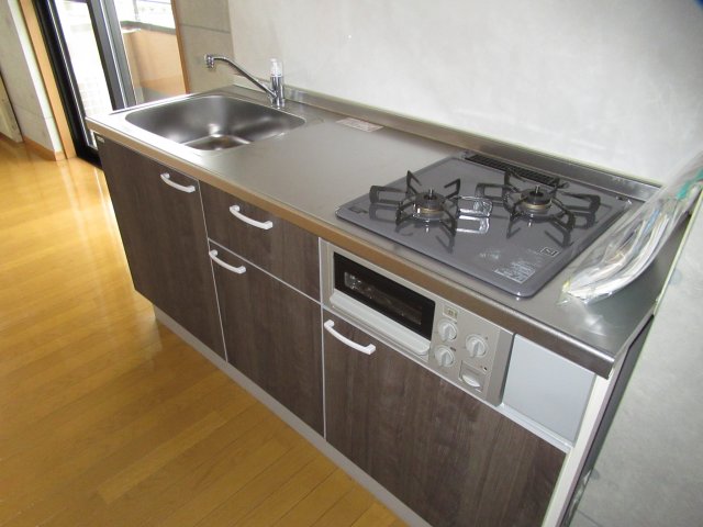 キッチン　サンプル写真につき現状を優先いたします。