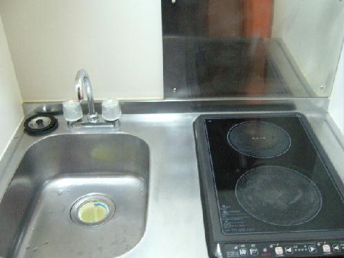 キッチン　２口コンロが設置されております。