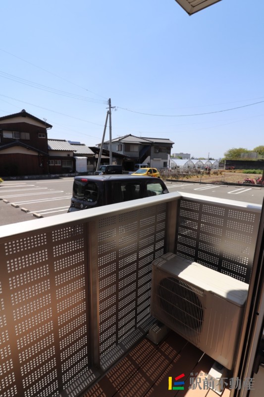 バルコニー　同型タイプの写真です。