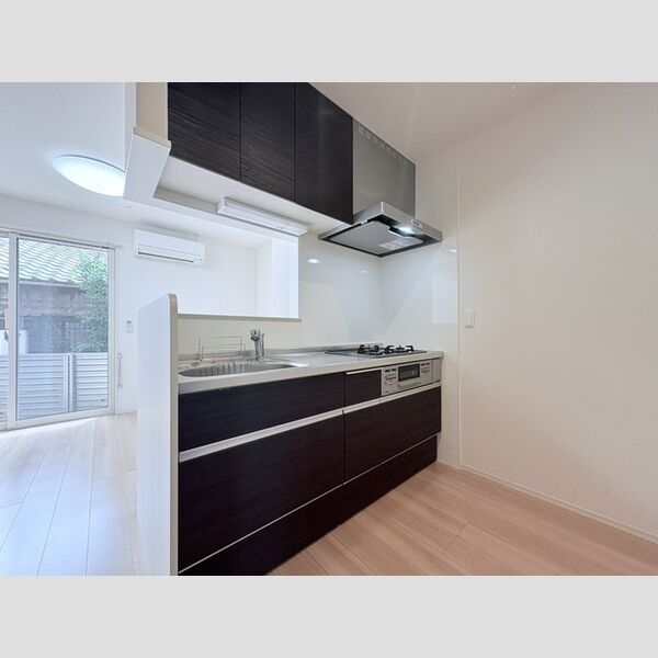 キッチン　駐車場