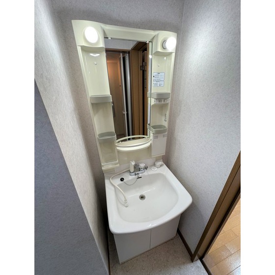 洗面設備　シャンドレ