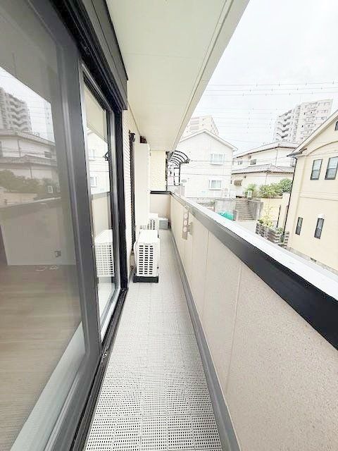 バルコニー　バルコニー