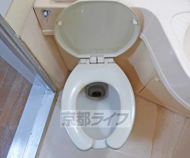 トイレ　シンプルなトイレです。