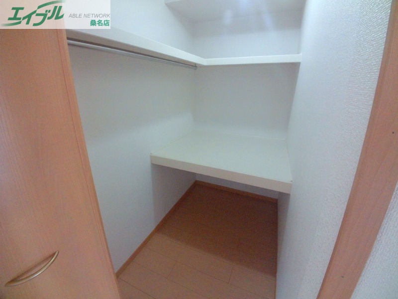 収納　別部屋参考写真です