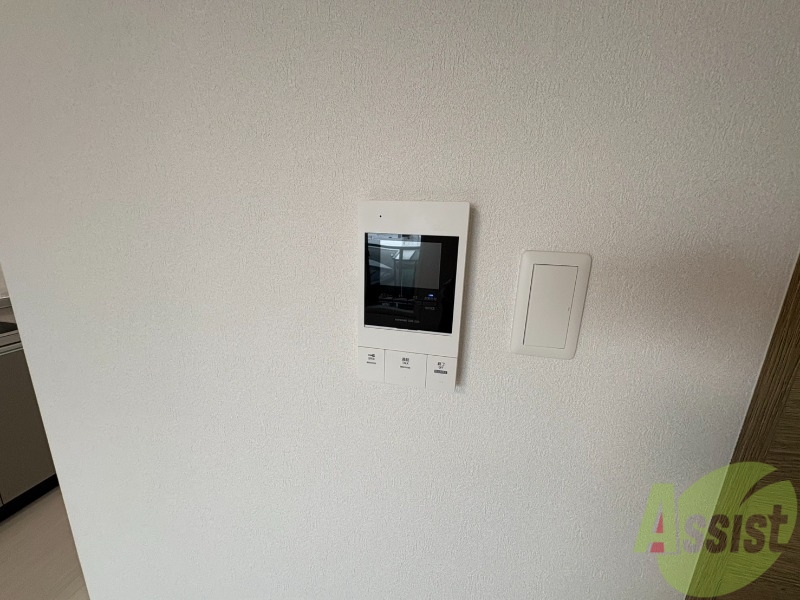 セキュリティ　ＴＶモニター付インターホンです。来客者の顔が見えるので安心！