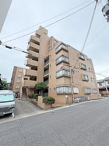 建物外観　地デジ＆光インタ ネット対応マンションです♪