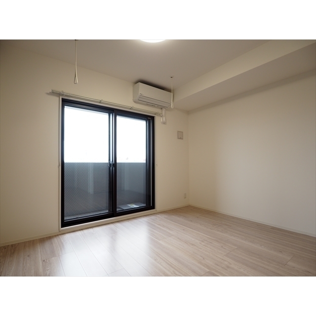 居室・リビング　※参考。８０１の写真です