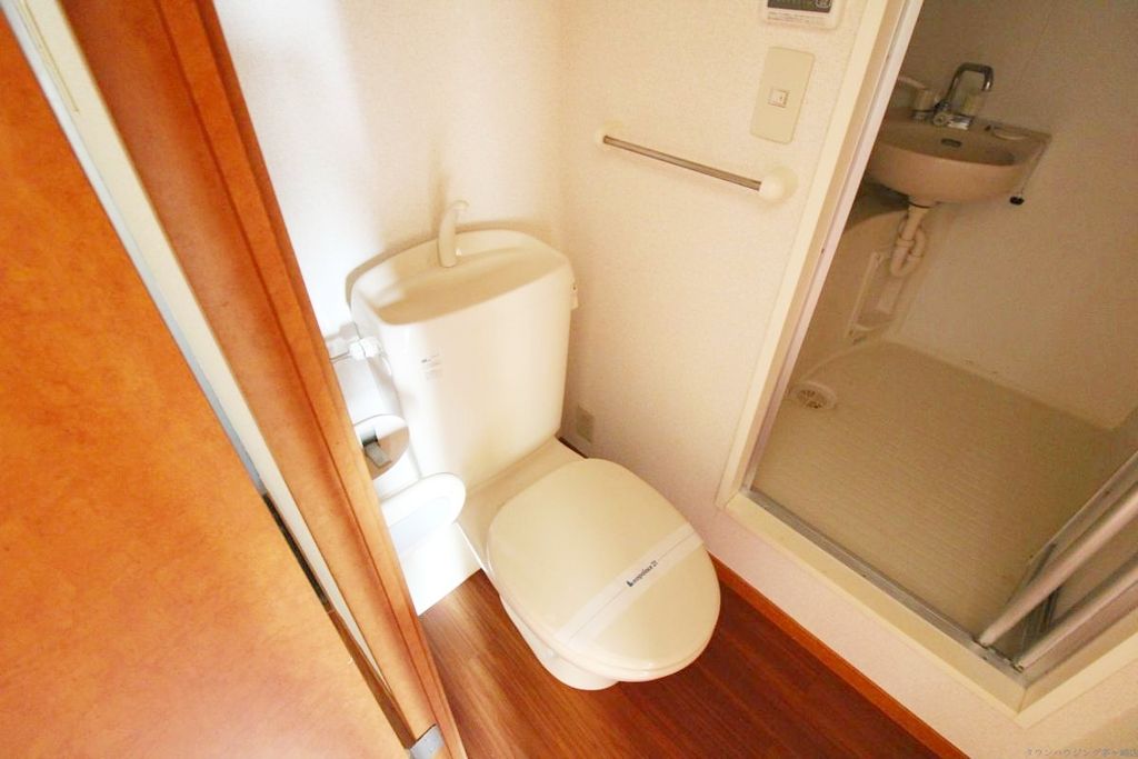 トイレ　★駐輪場完備★