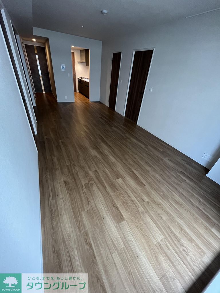 居室・リビング　エントランス