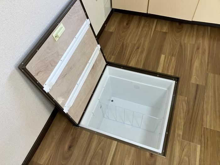 収納　床下収納