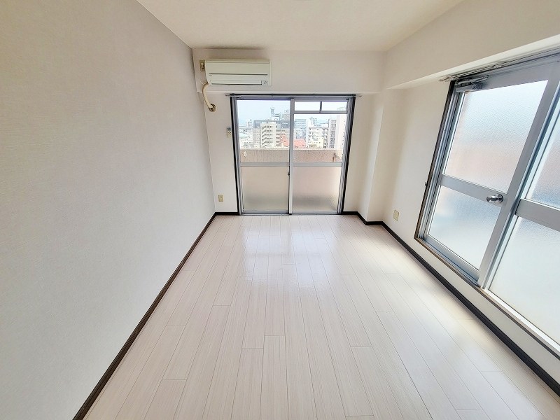 居室・リビング　★洋室7.5帖★