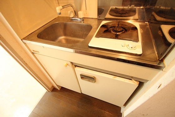 キッチン　※別部屋の写真です