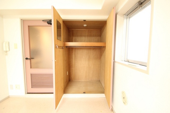 収納　※別部屋の写真です