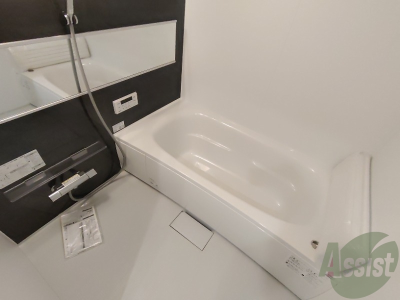 バス・シャワールーム　浴室は綺麗で追い焚きも付いて気持ちよくお過ごしいただけます。