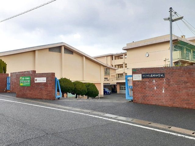 中学校　北九州市立　東郷中学校（中学校）まで200m