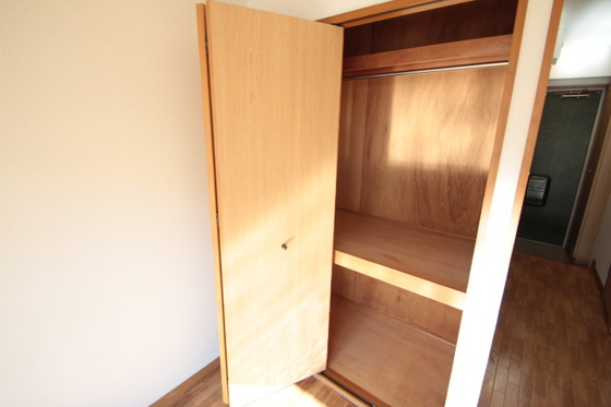 収納　※別部屋の写真です