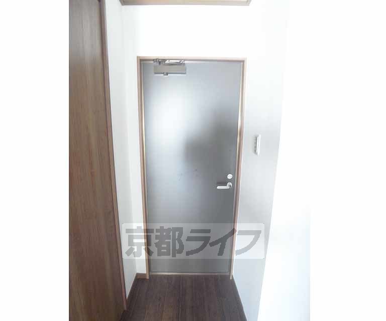 その他設備　しっかりとした玄関です。