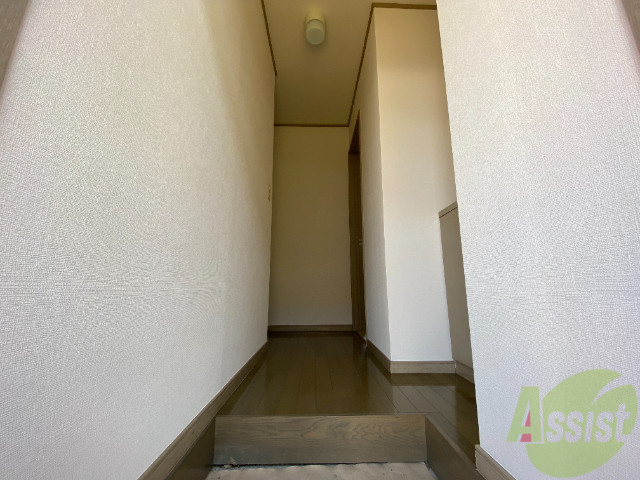 玄関　玄関からの風景です。広々としていいですね。