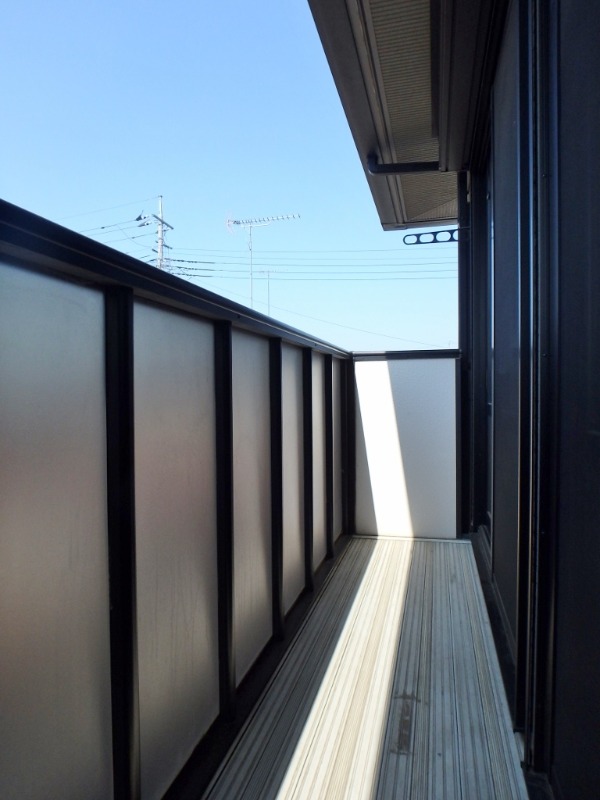 バルコニー　図面と現状に相違がある場合には現状を優先