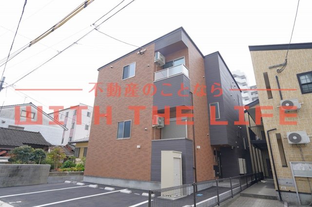 建物外観　落ち着いた雰囲気の外観です