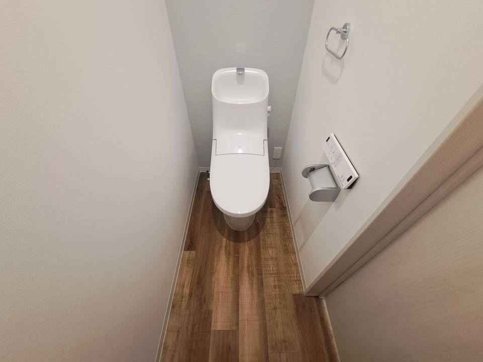 トイレ　トイレ