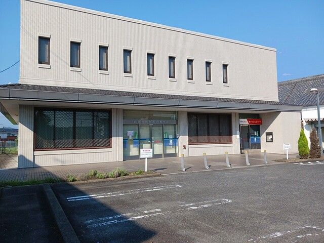 銀行　岐阜信用金庫切通支店（銀行）まで610m