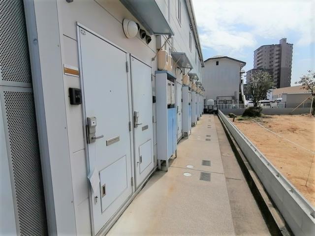 エントランス　駐車場