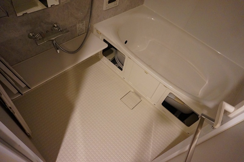 バス・シャワールーム