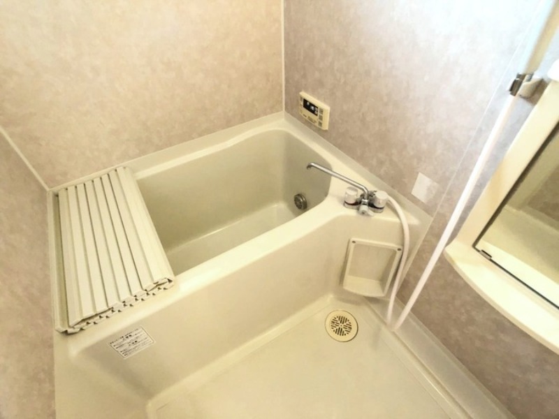 バス・シャワールーム　図面と現状に相違がある場合には現状を優先