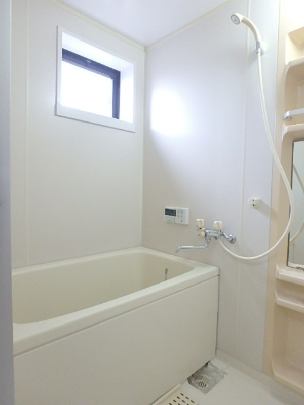 バス・シャワールーム　図面と現状に相違がある場合には現状を優先