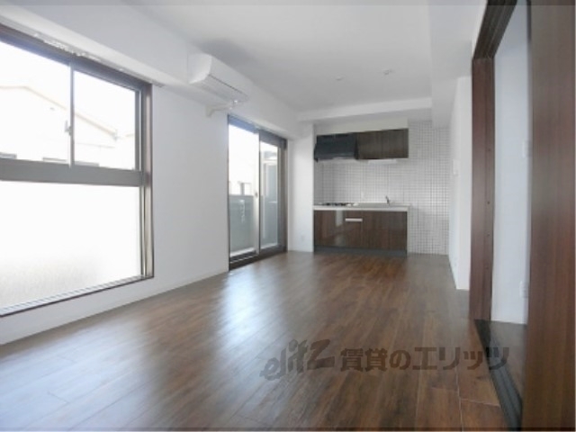 居室・リビング　リビング