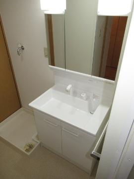 セリーゼ茨木　洗面設備　洗面