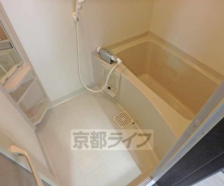 バス・シャワールーム　浴室です。