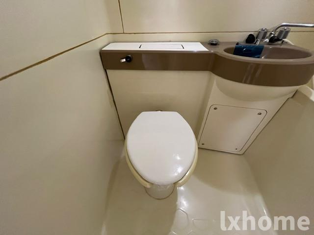 トイレ　シンプルで使いやすいトイレです