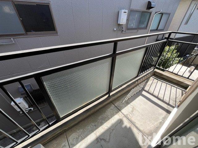 バルコニー　広々としたバルコニーです