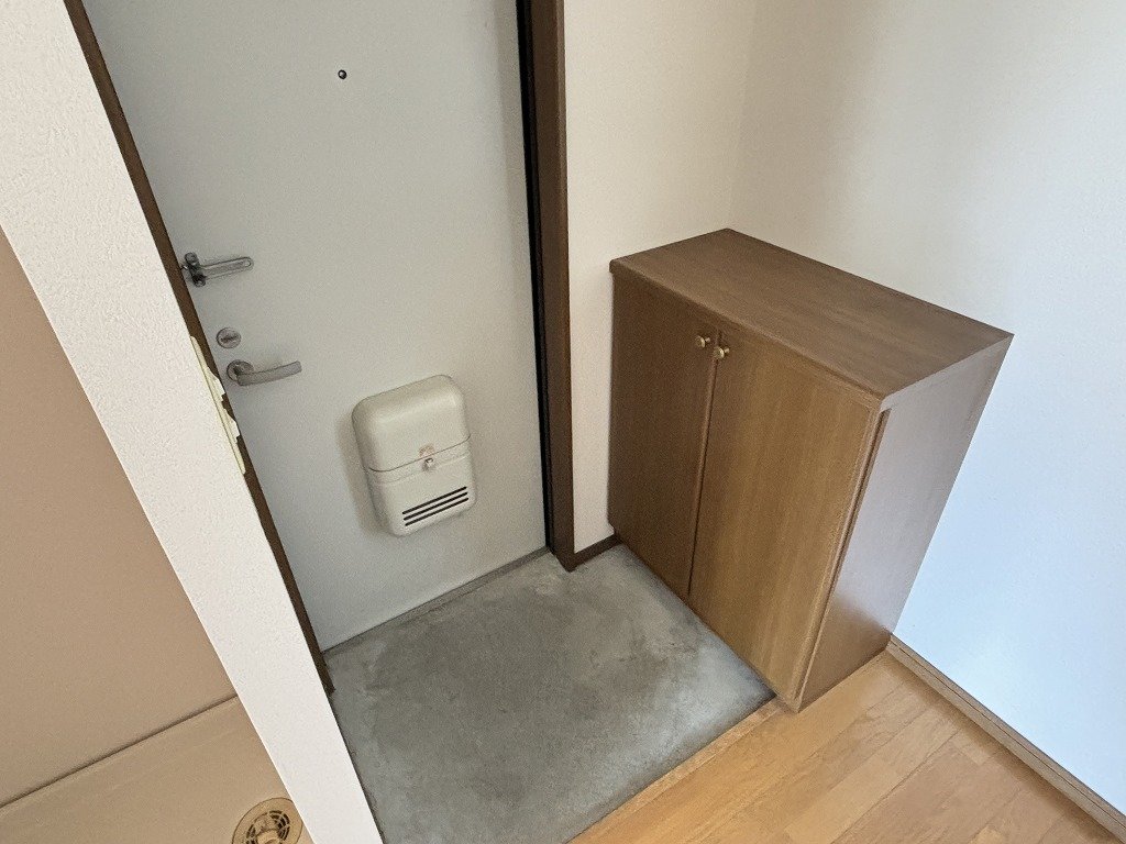 玄関　玄関　シューズボックス