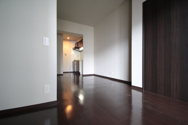 居室・リビング　別室参考写真です。