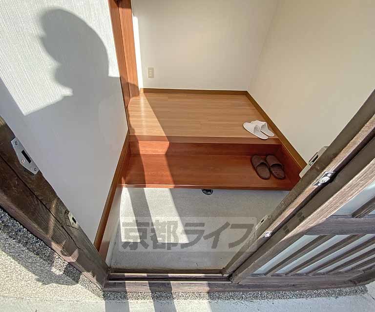 玄関　広い土間玄関です。