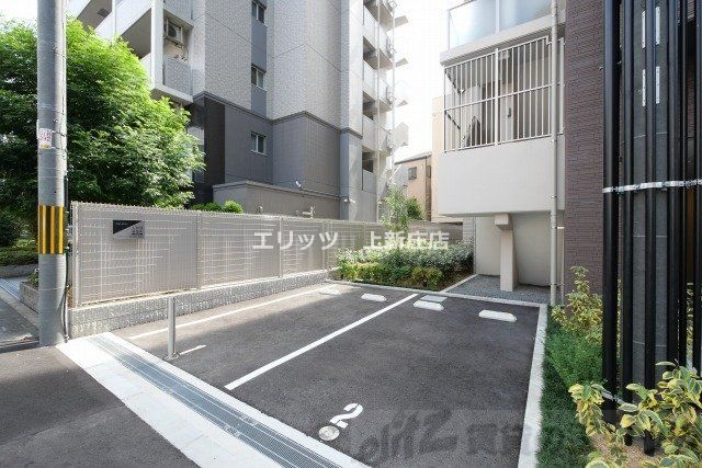 駐車場　駐車場