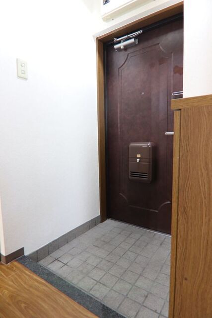 玄関　別室の参考写真です。※現況優先