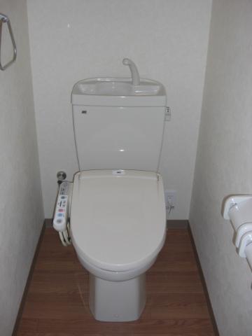 トイレ　シャワー付トイレ