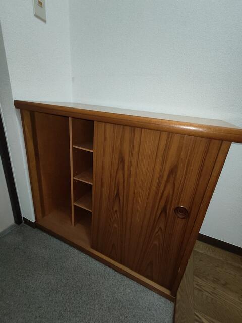 玄関　※別部屋参考写真