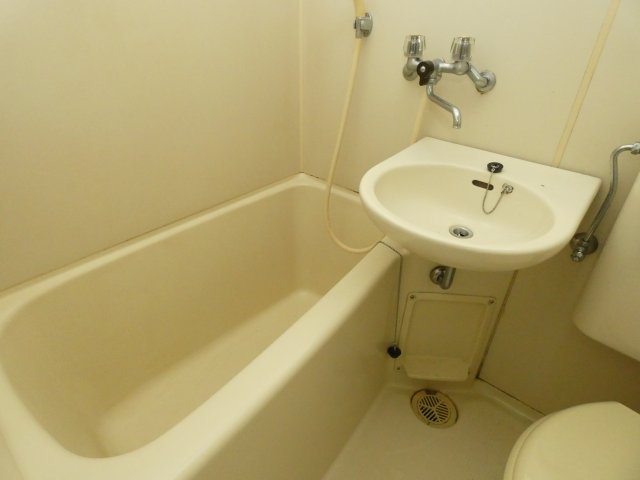 バス・シャワールーム　メゾンUQ